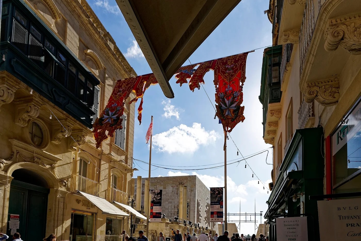 Two-bedroom overlooking the Floriana granaries — photograph 1